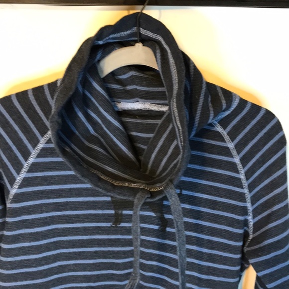 The Black Dog cowl neck top size medium - Picture 3 of 5